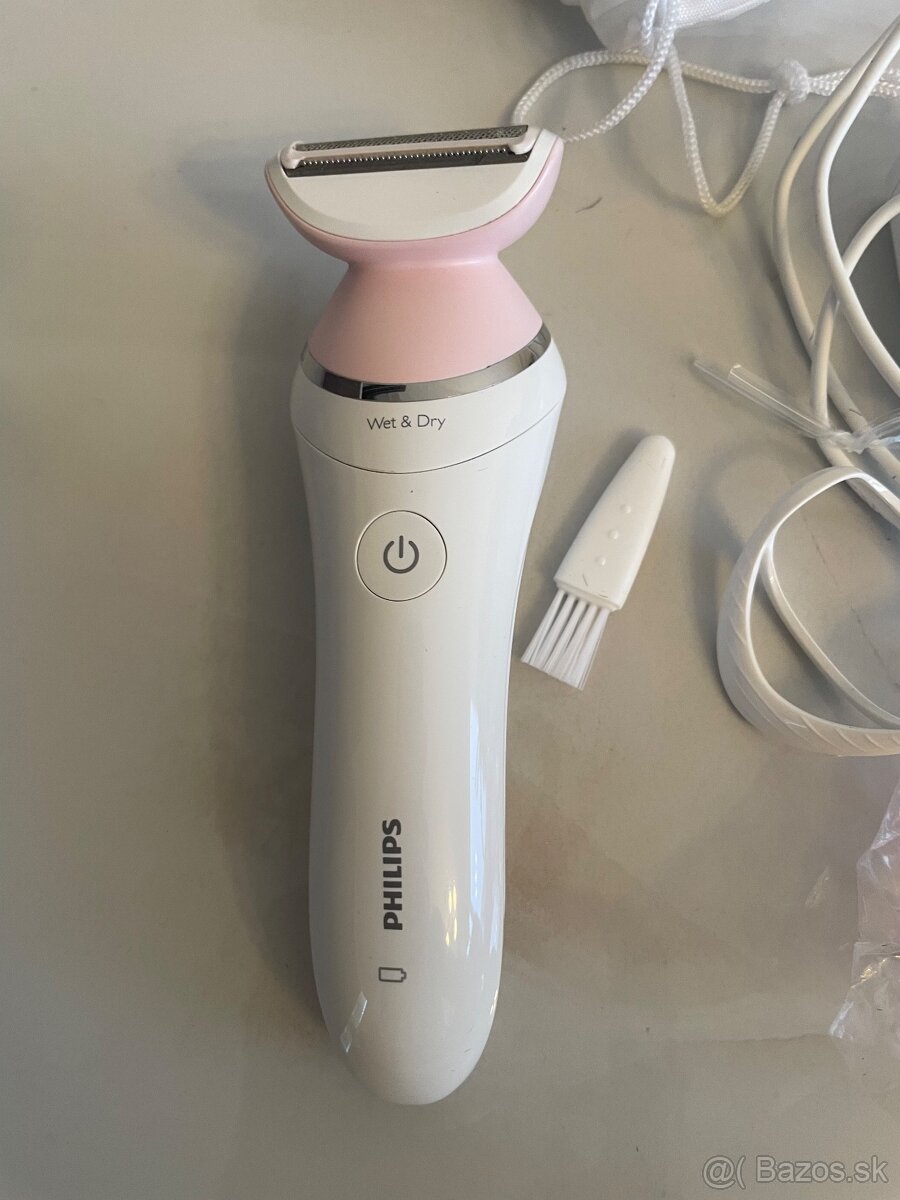 Predám damsky holiaci strojček PHILIPS