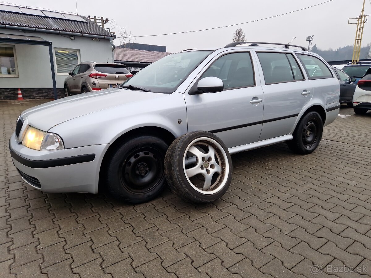 REZERVOVANE..Škoda Octavia Combi 1.9 TDI 74 KW TOUR r.v.2010