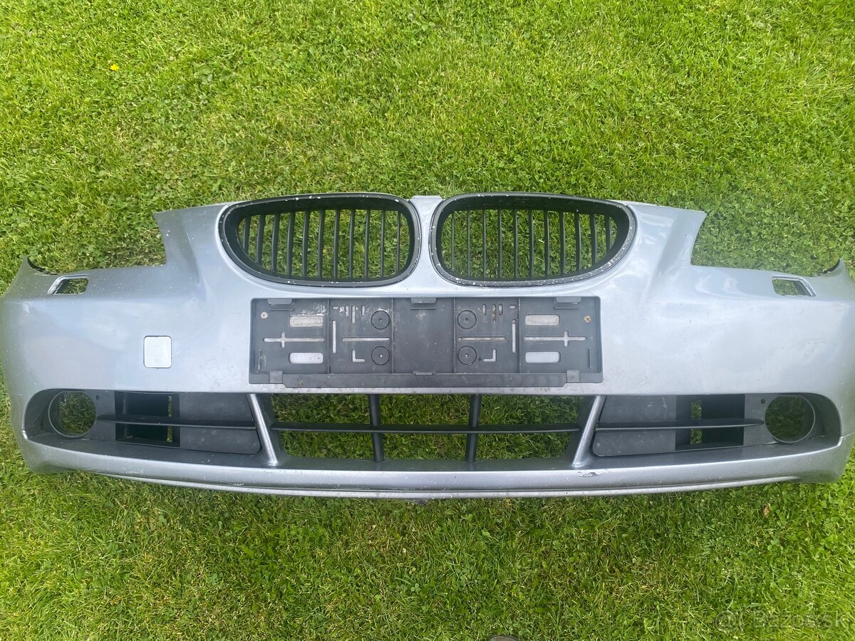 BMW e60 predný naraznik pred fl.