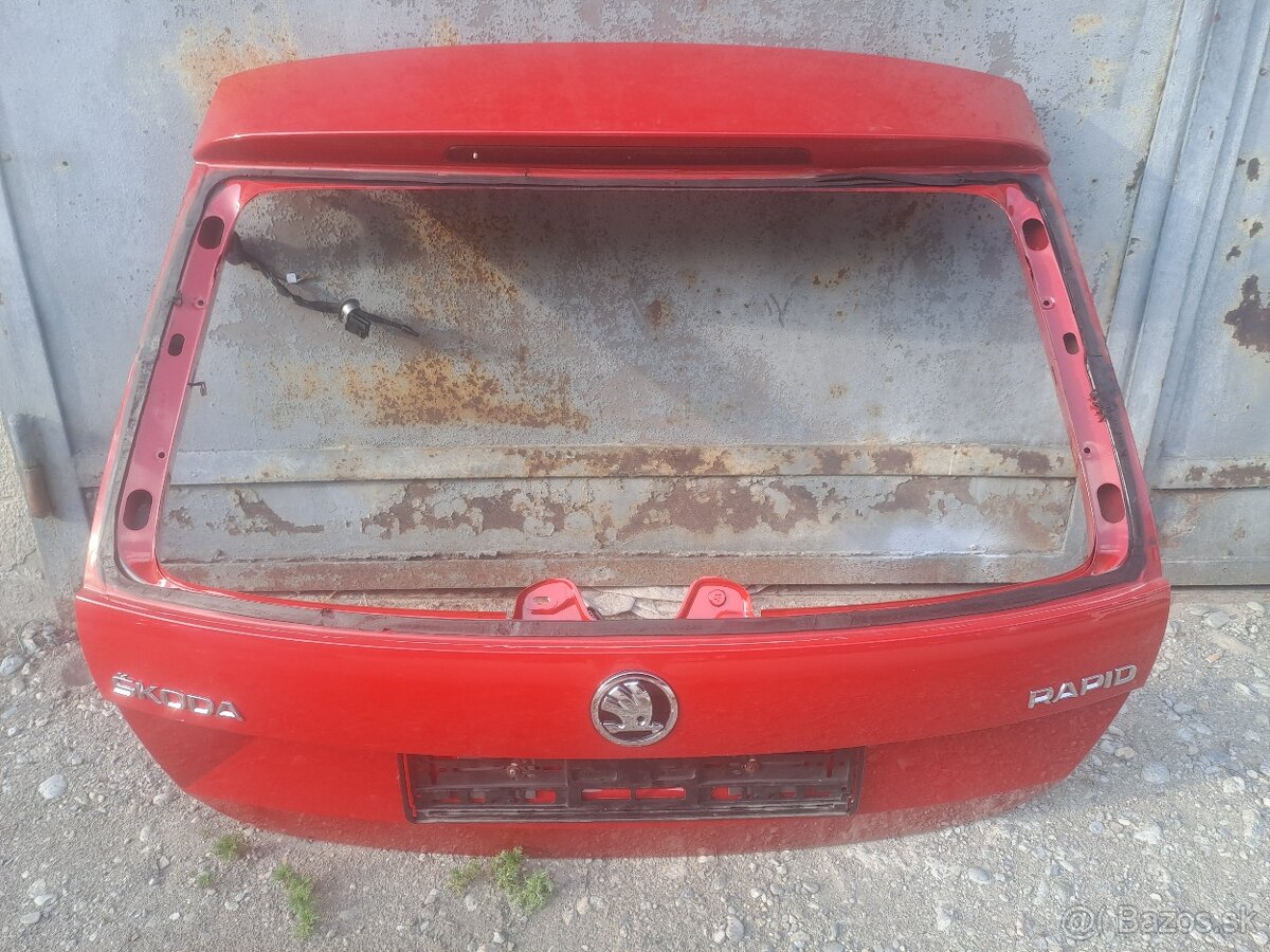 Diely skoda rapid spaceback