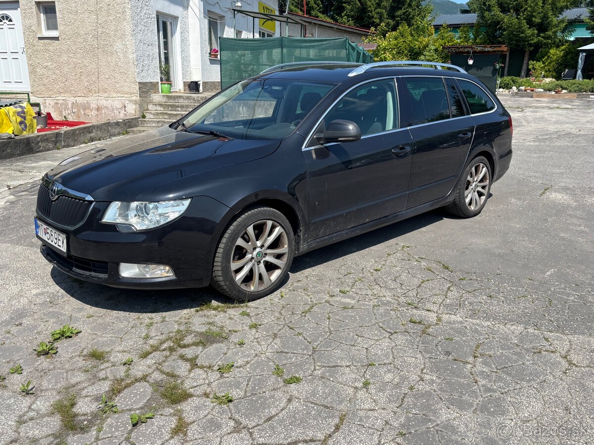 Skoda Superb combi 2.0tdi