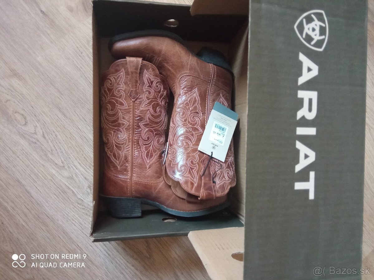 Ariat western čižmy