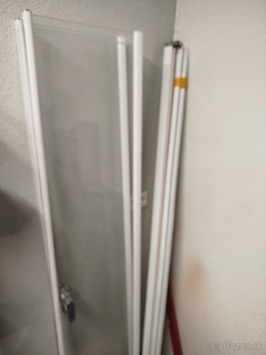 Predám dvere zo sprchového kúta