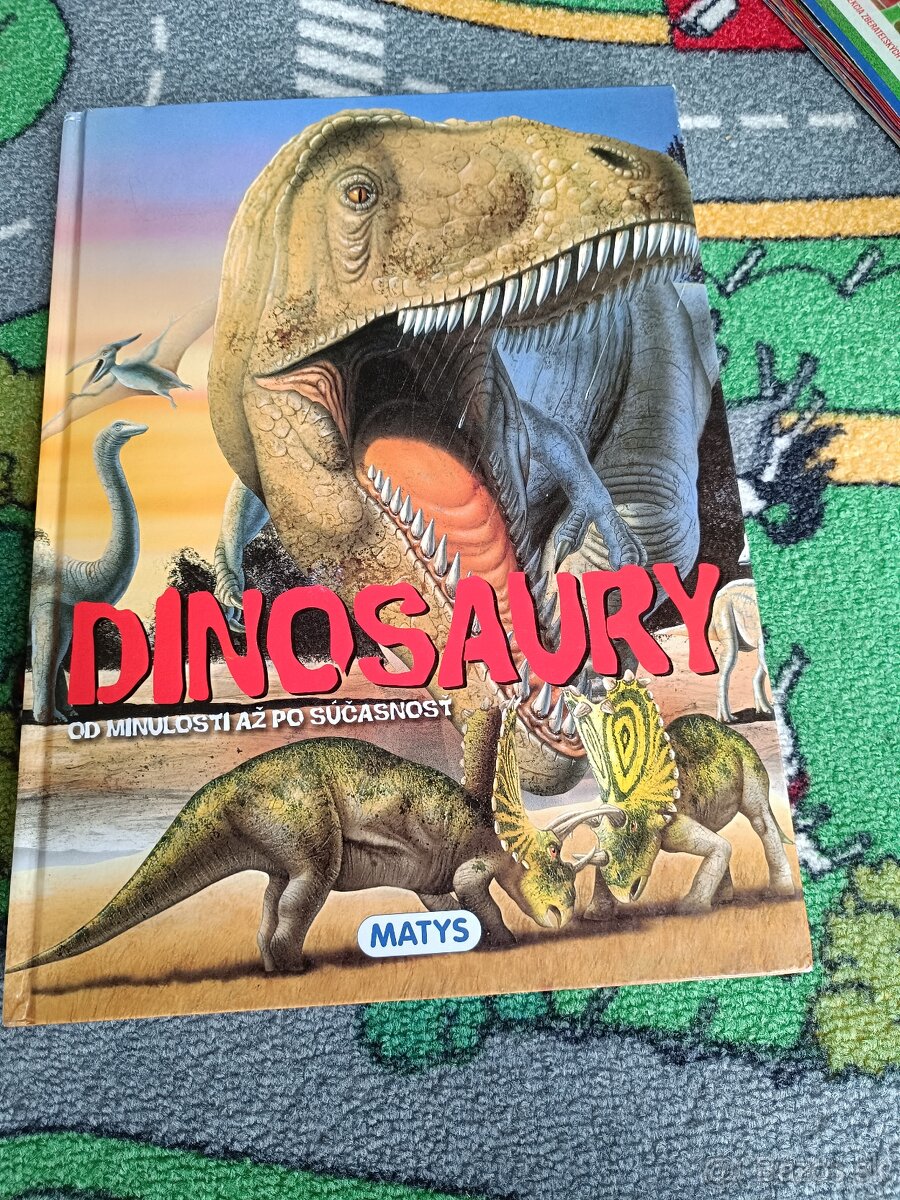 Kniha o dinosauroch