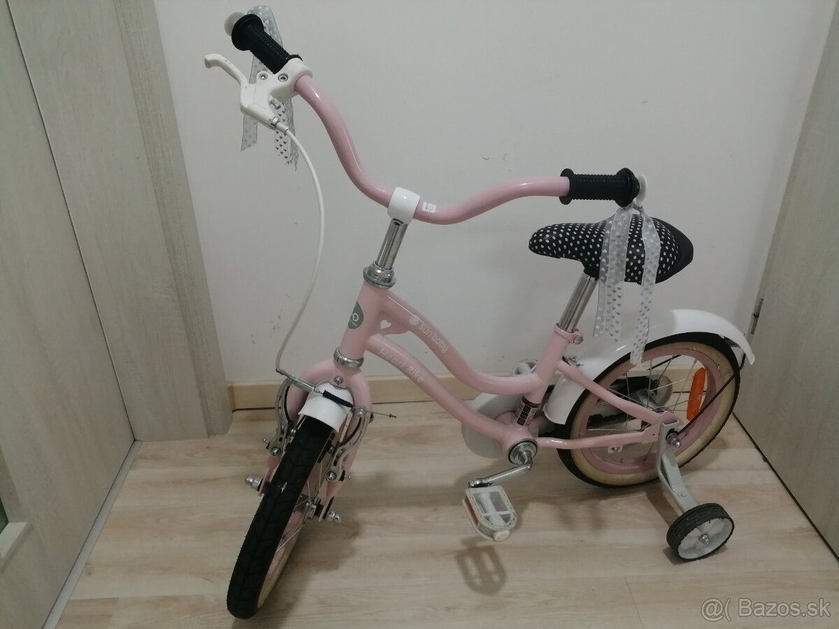 Ružový bicykel