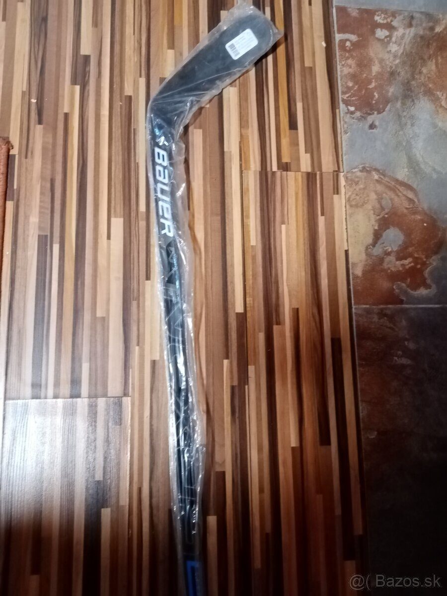 Hokejka Bauer