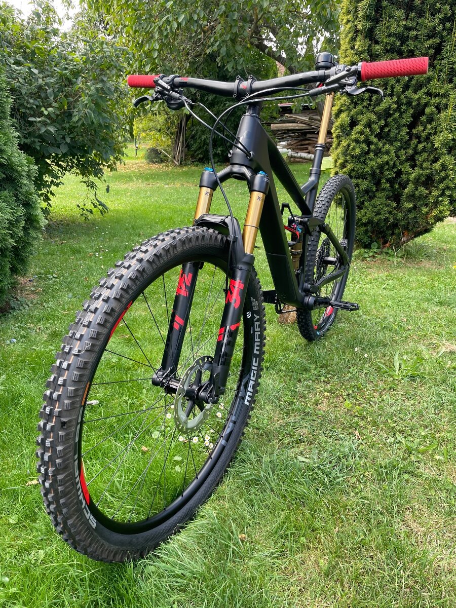 Cube stereo 120 HPC SLT, horské celoodpružené trail kolo