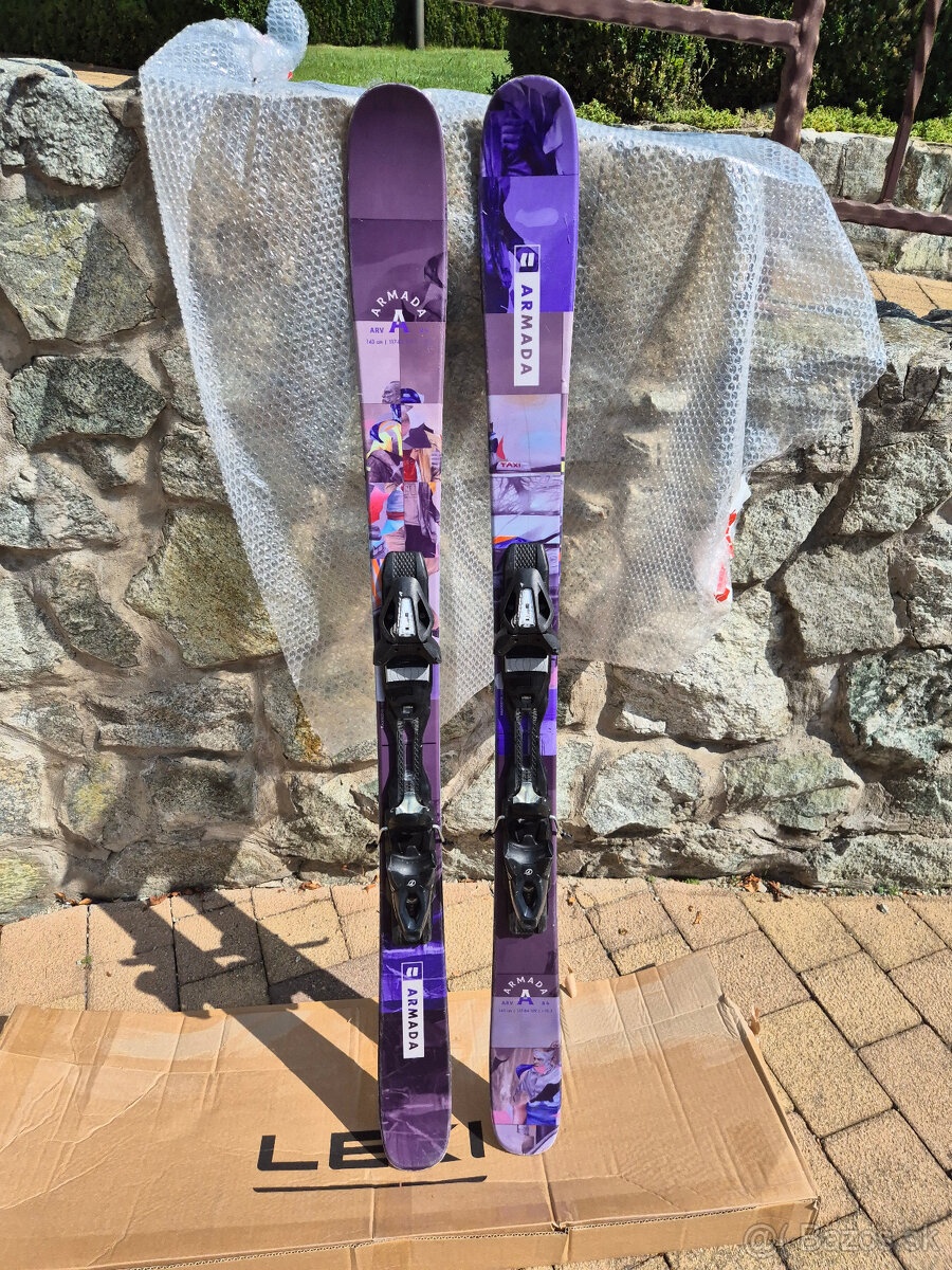 freestylove lyze ARMADA ARV 143cm