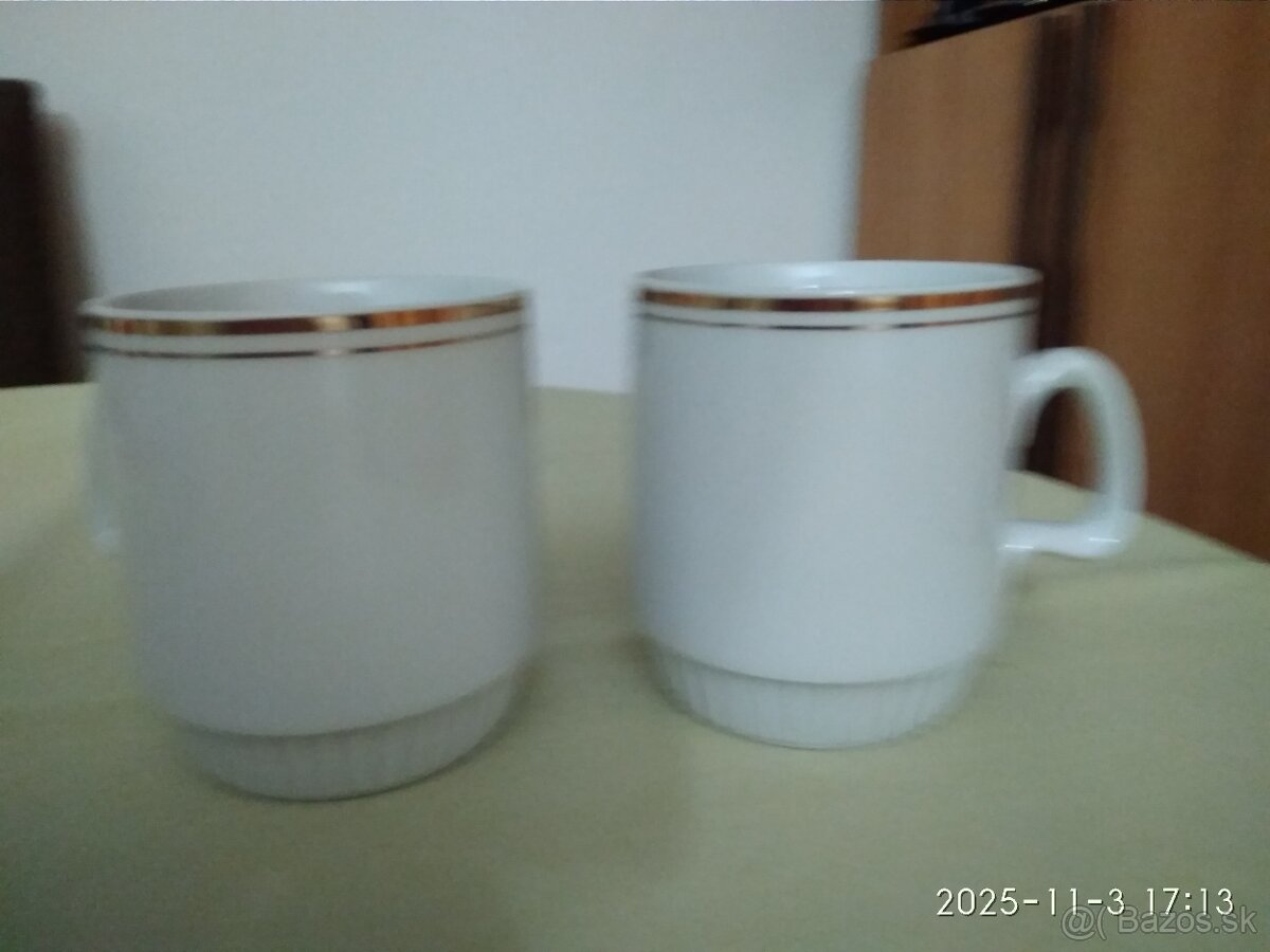 Retro hrnky, značené