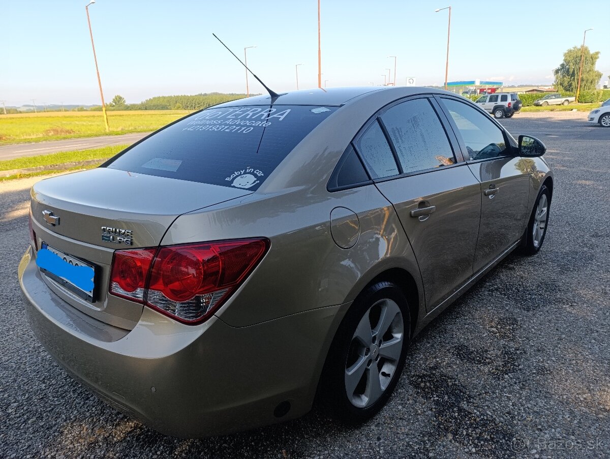 Chevrolet Cruze 1,6 Benzin + LPG