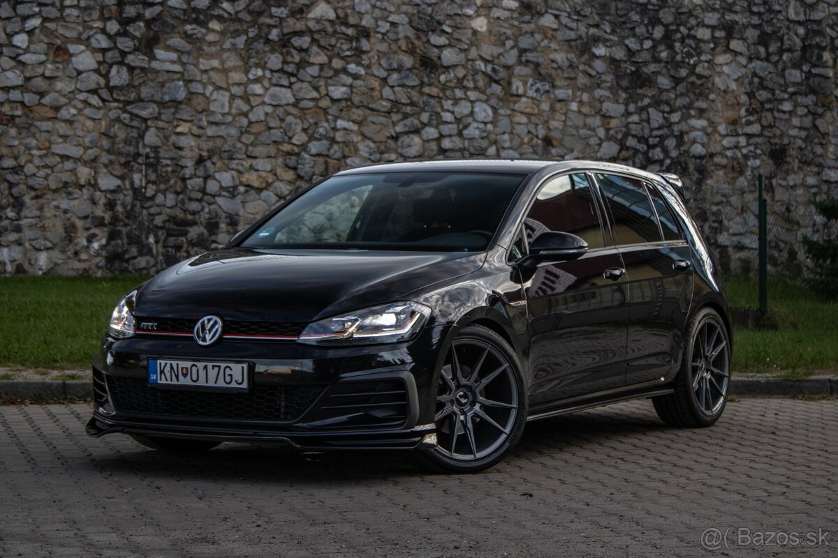 Volkswagen Golf 7.5 GTI DSG