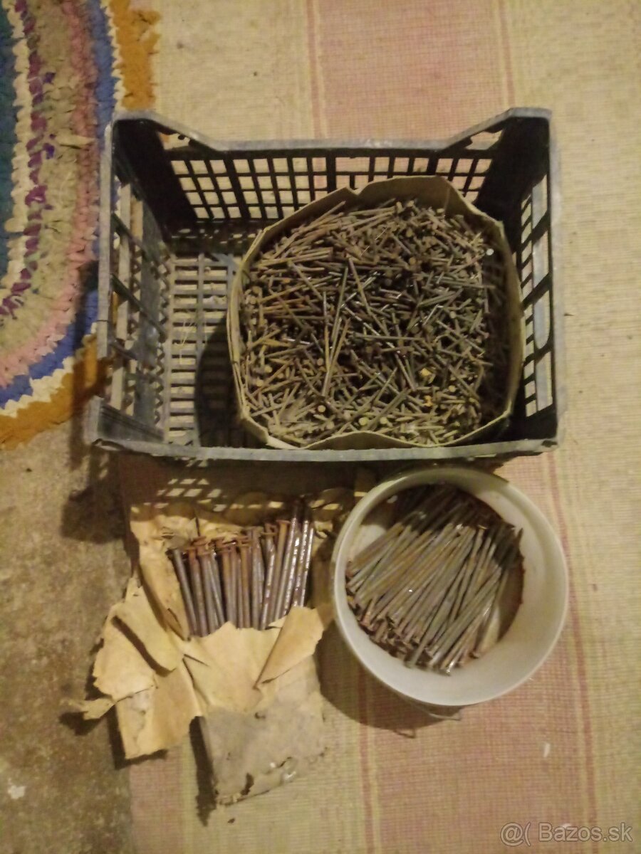 Predám klince stavebne 80,90,100,160,200,