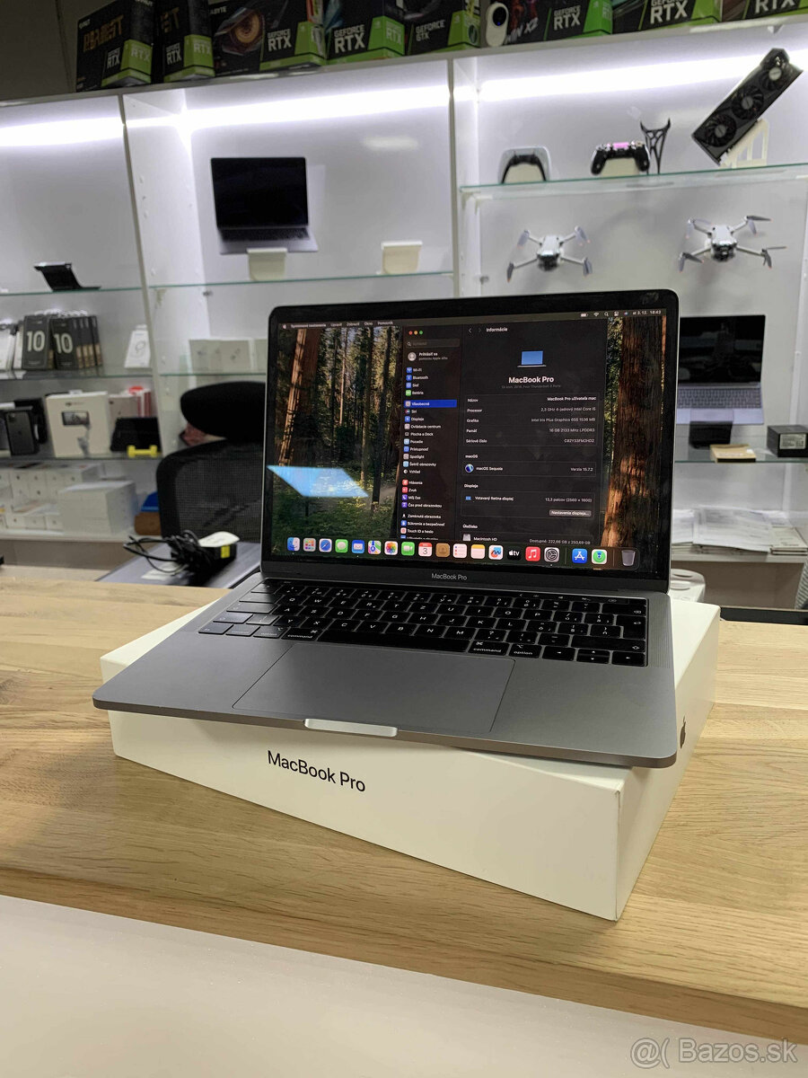 Macbook Pro 2018 256GB 16GB RAM