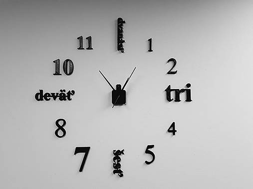 Predám Moderné hodiny v slovenskom štýle