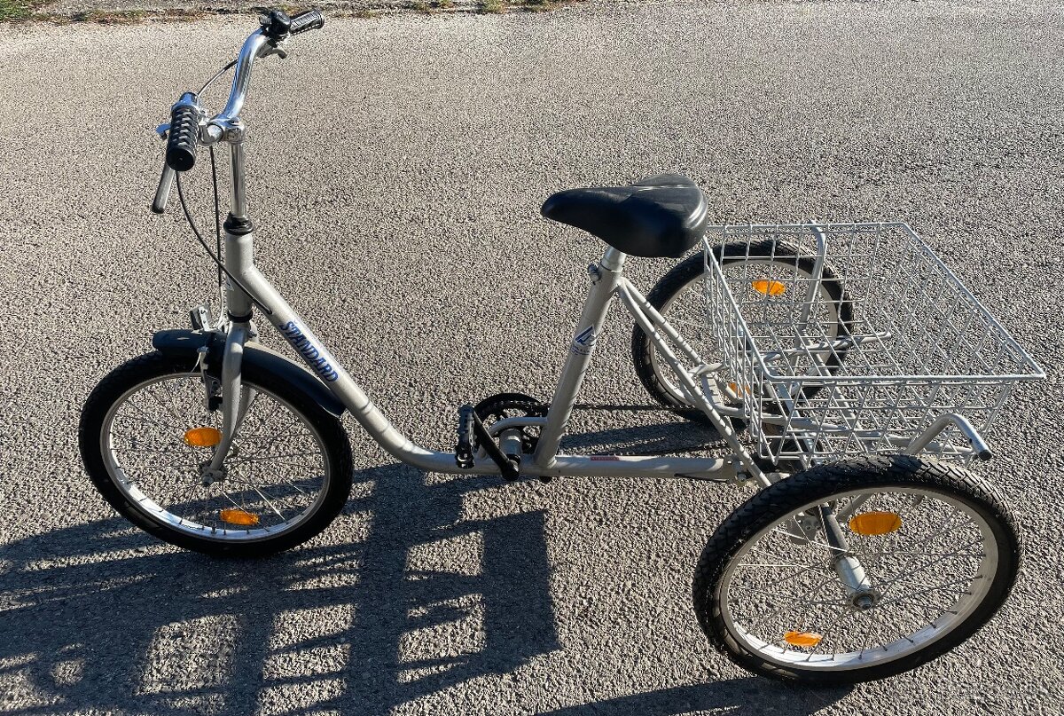 Trojkolesový bicykel