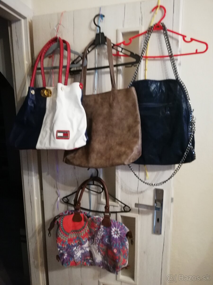 Kabelka Tommy Hilfiger