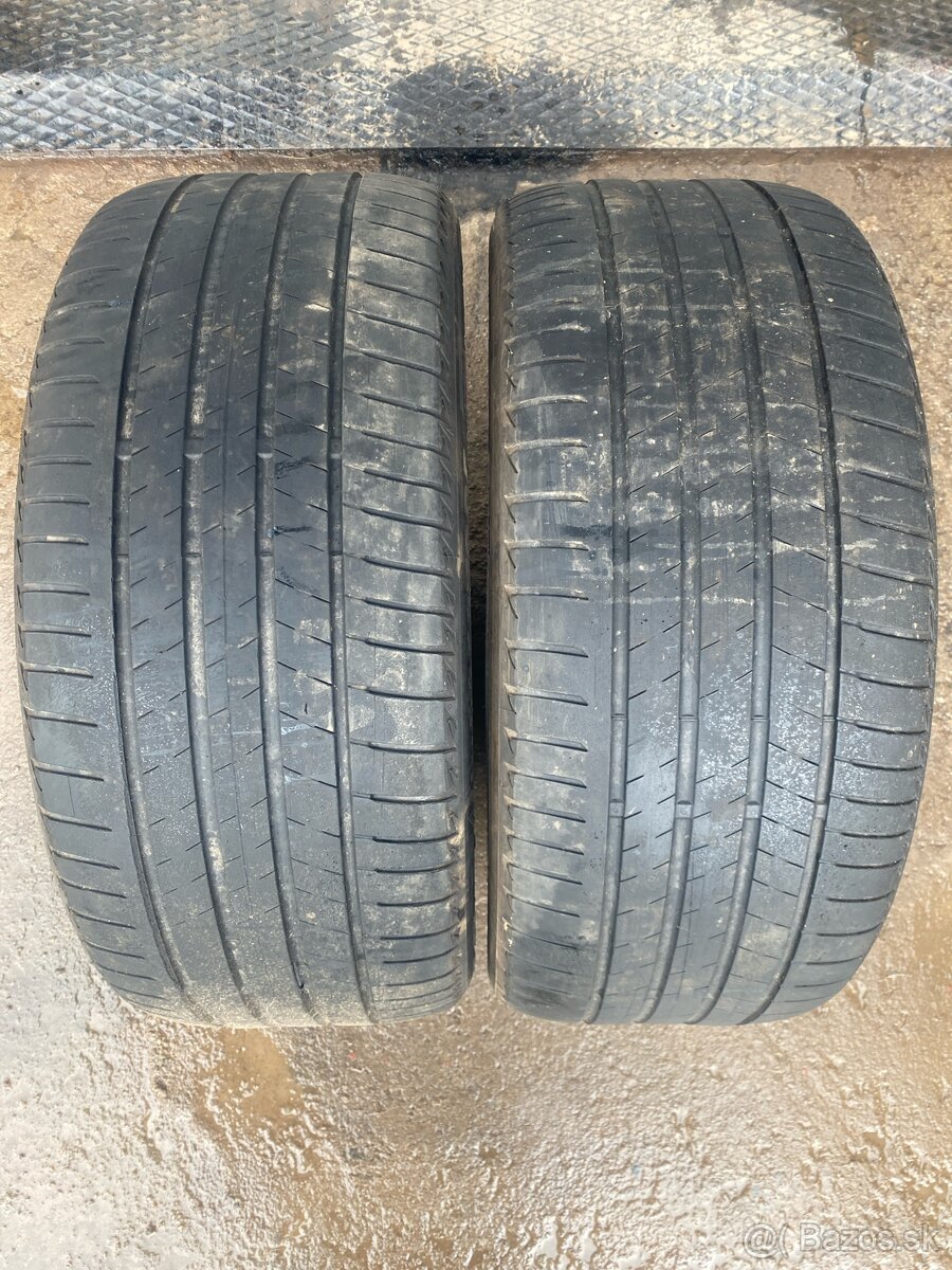 Predam dve pneumatiky 245/40 R19 Bridgestone