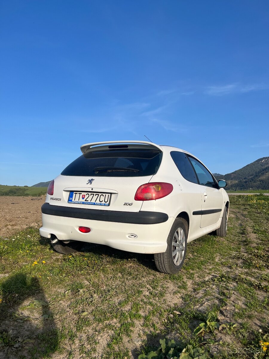 Peugeot 206
