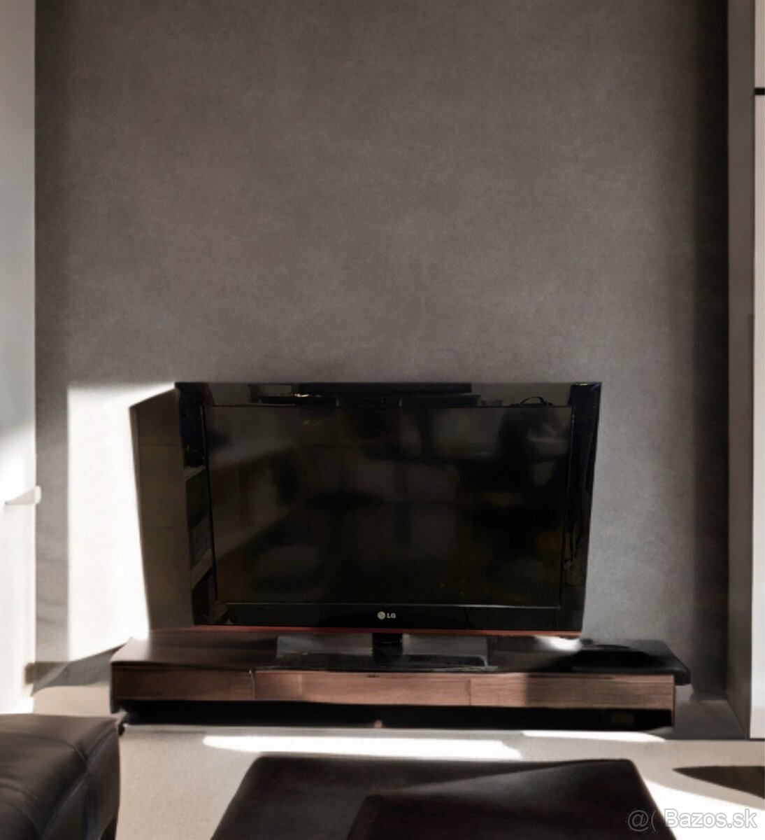 LG 32” LCD televízor – Skvelý stav, výborný obraz 🖥️🔊