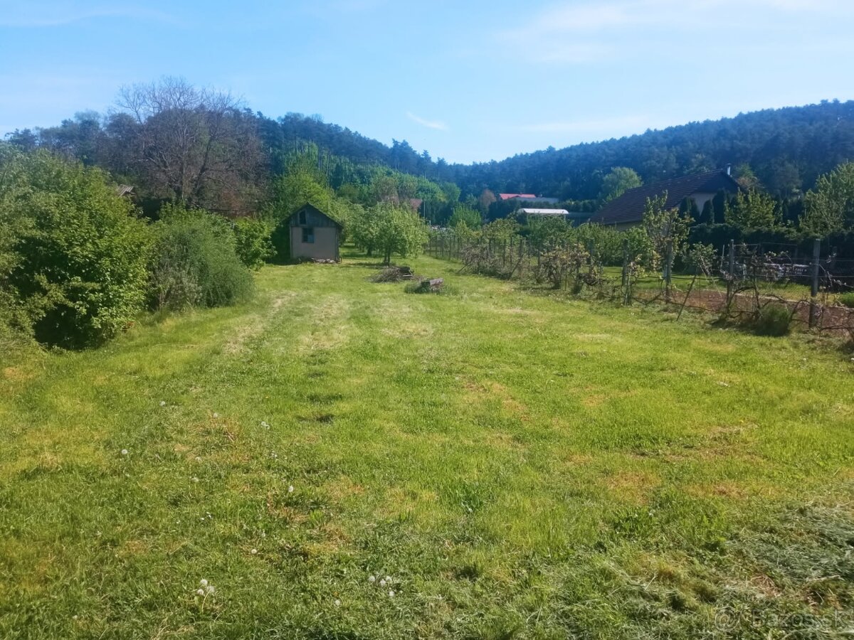Predam zahradu,pozemok s chatkou