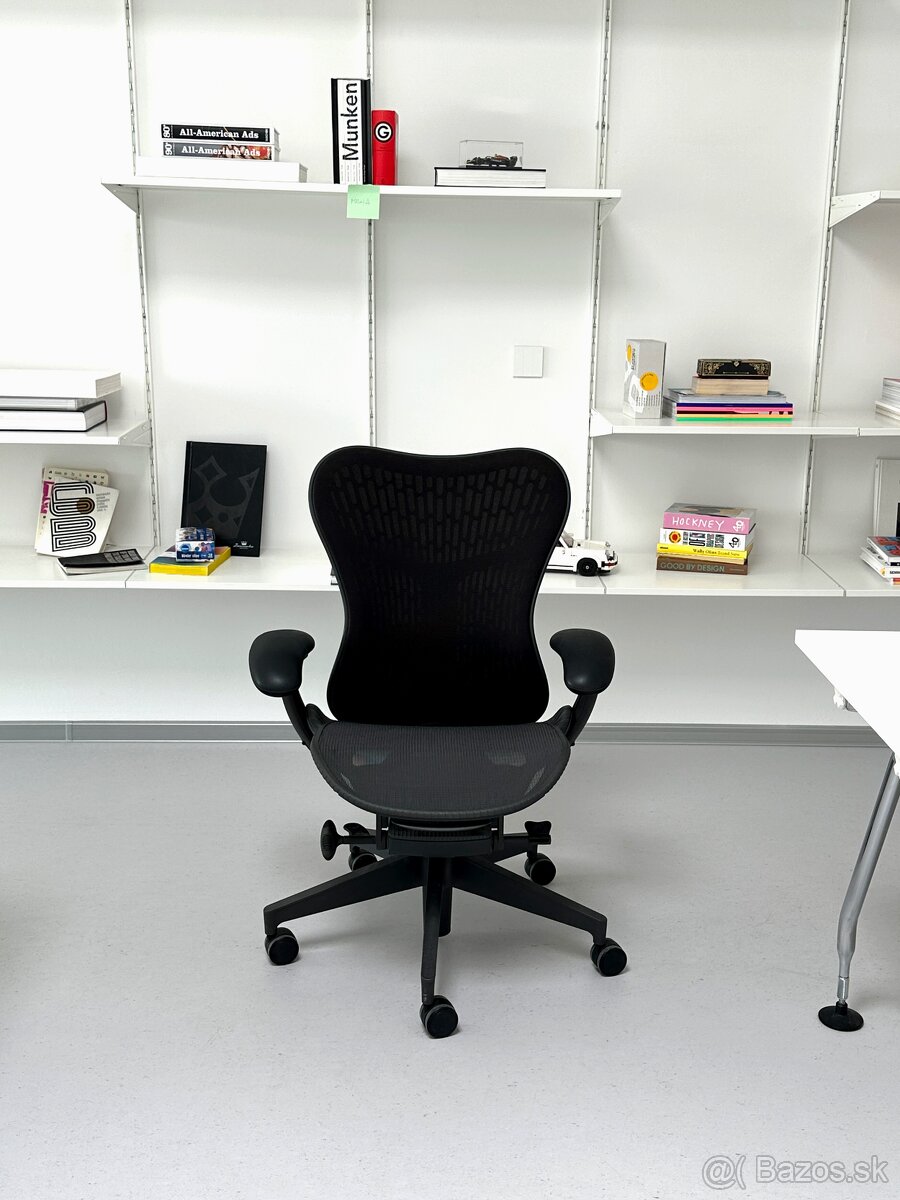 Herman Miller - Mirra 2 butterfly