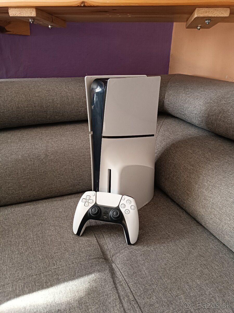 PS5 Slim