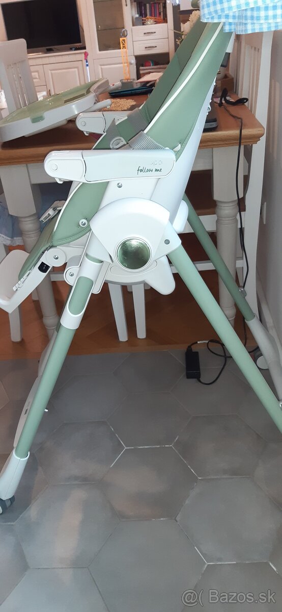 Stolička jedálenská