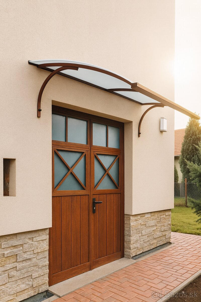 Hliníkový prístrešok nad dvere