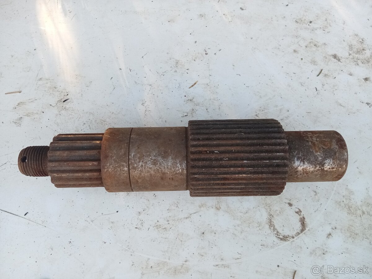 Hriadeľ do prevodovky Zetor 6711