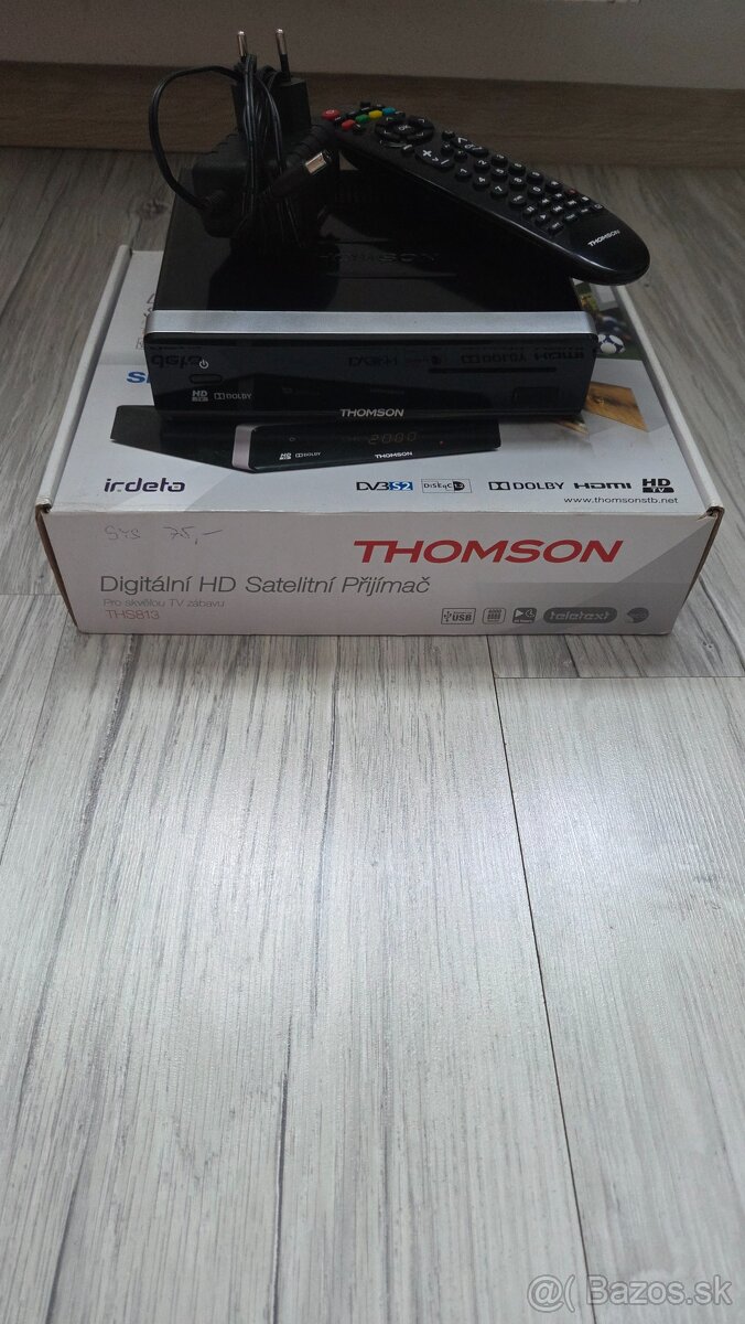 Satelitný prijímač Thomson THS 813