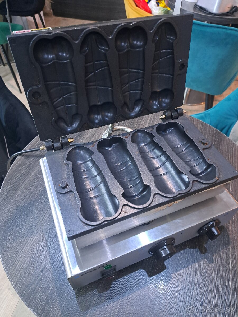 Waflovač v tvare ud