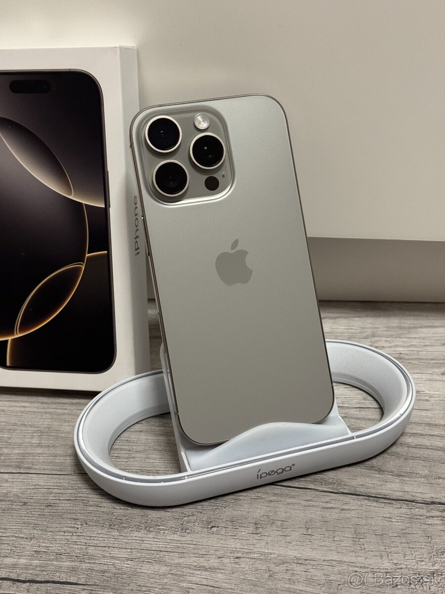 iPhone 16 pro TOP STAV