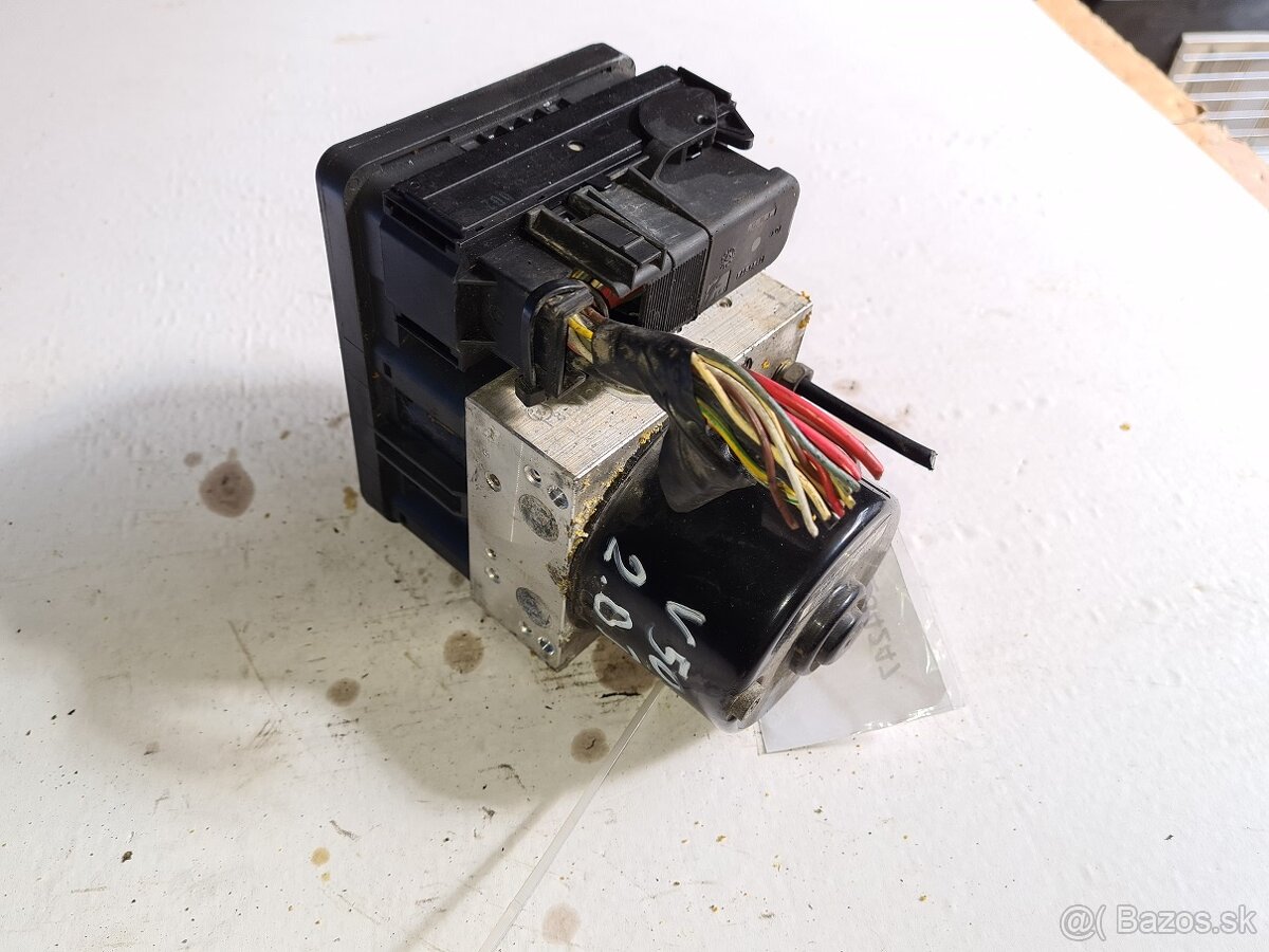 ABS kocka Volvo V50 30794730AA