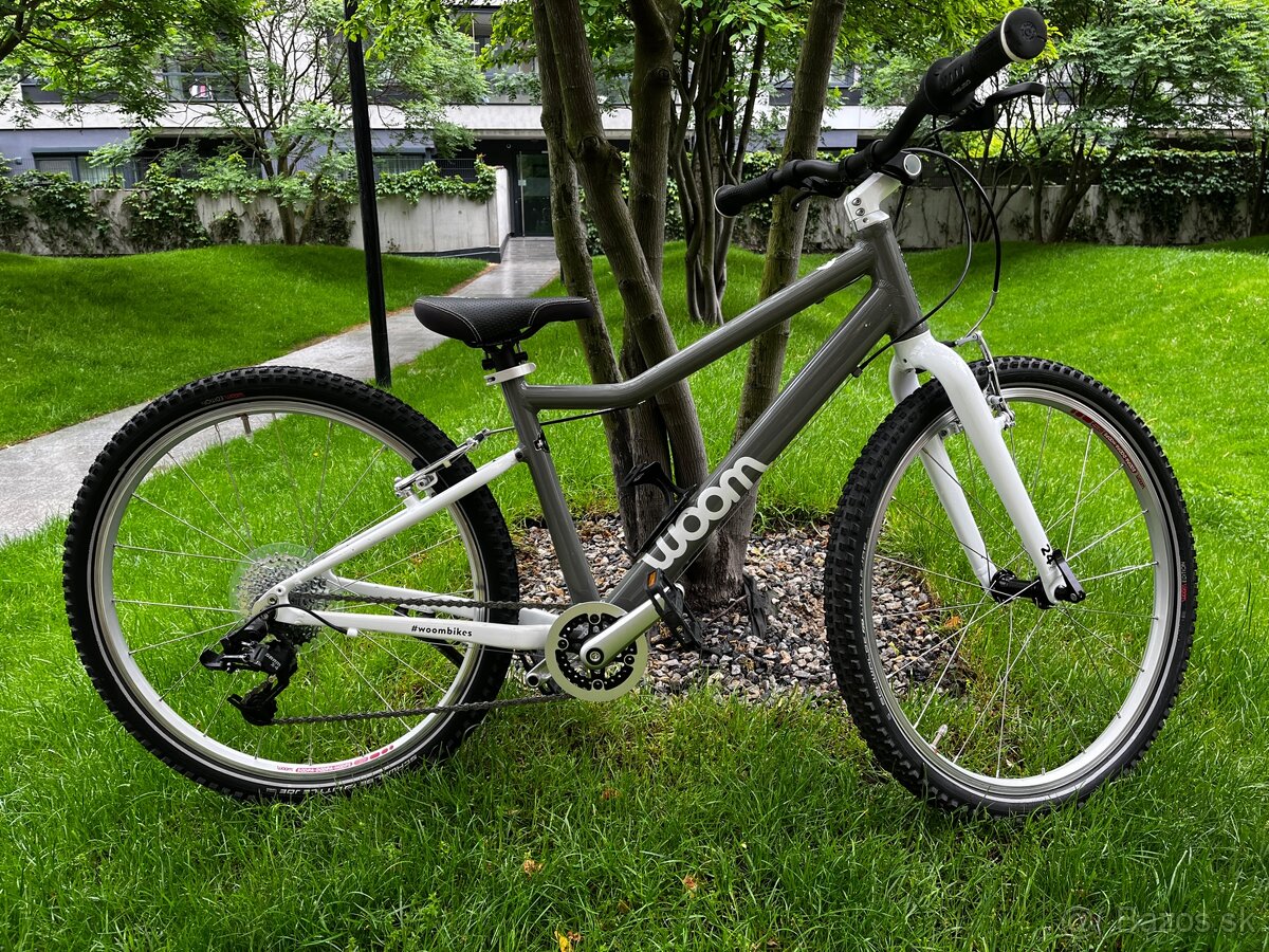 Woom 24” 5 šedý