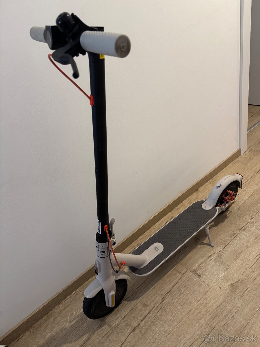Xiaomi Mi Electric Scooter 3