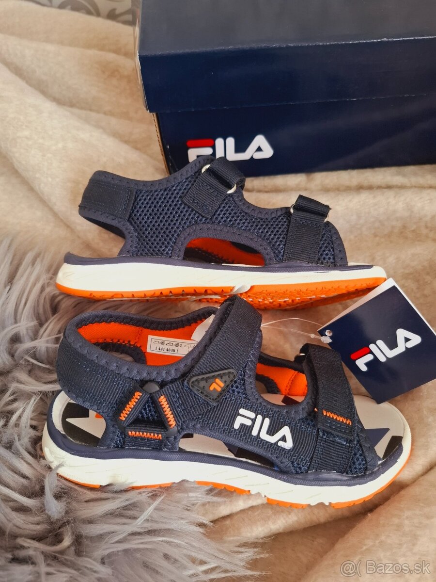 Nenosené sandale Fila č.28