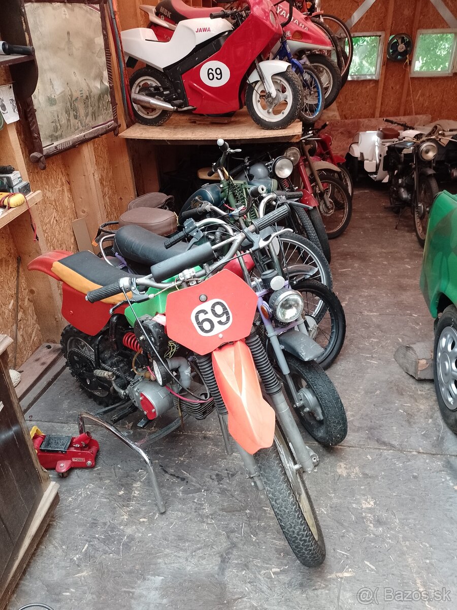 Rozpredám zbierku motoriek