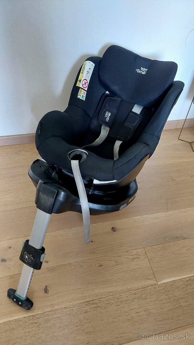Britax Römer Dualfix M-size