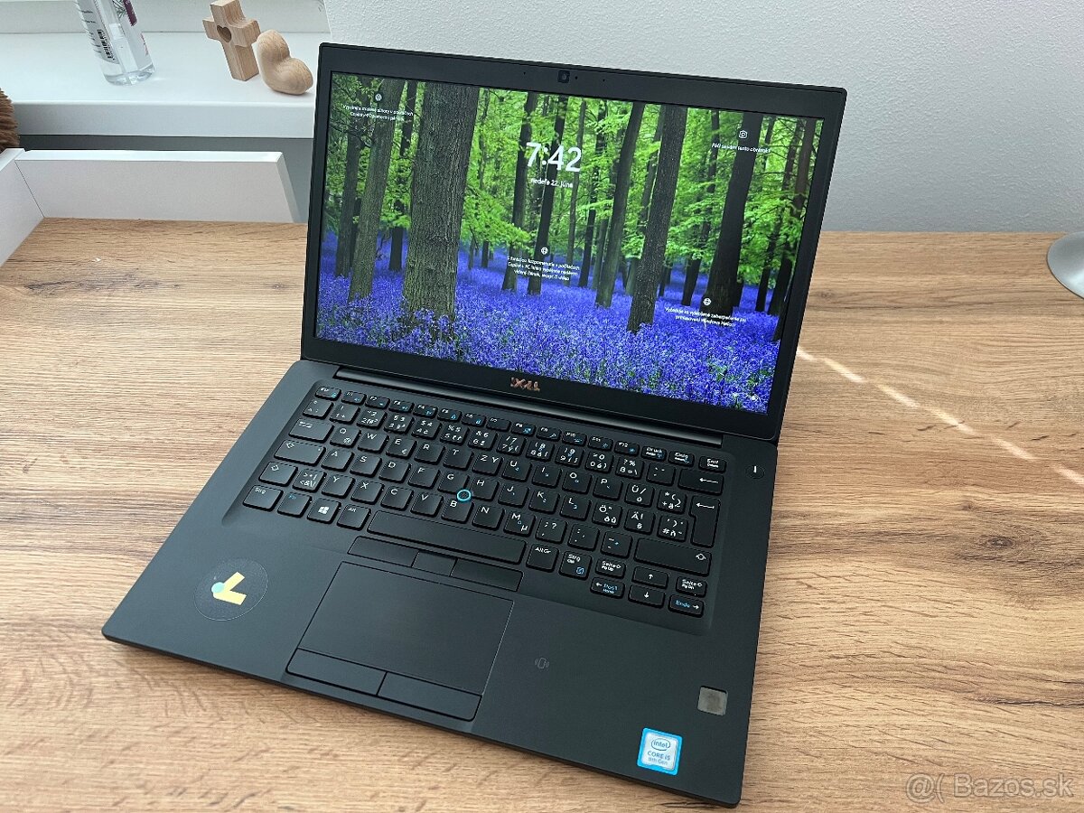 Dell Latitude 7490
