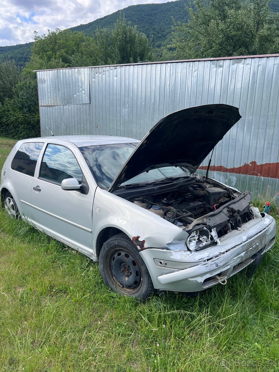 Rozpredám VW Golf IV