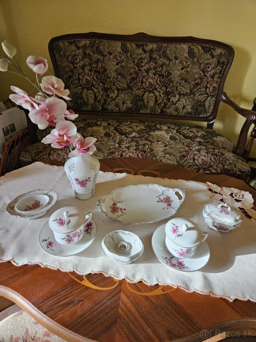 Karlovarský porcelán- set Royal Dux