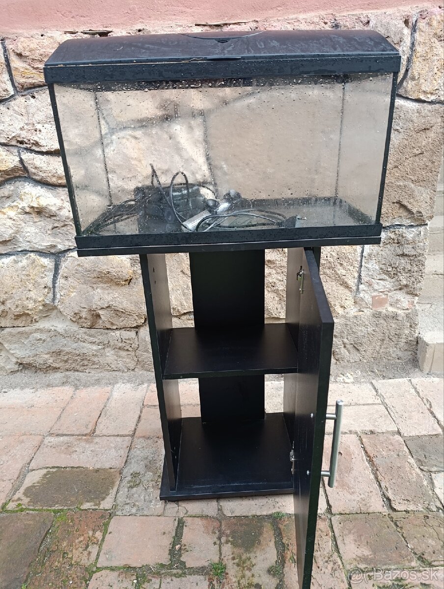 Predám akvárium Juwel