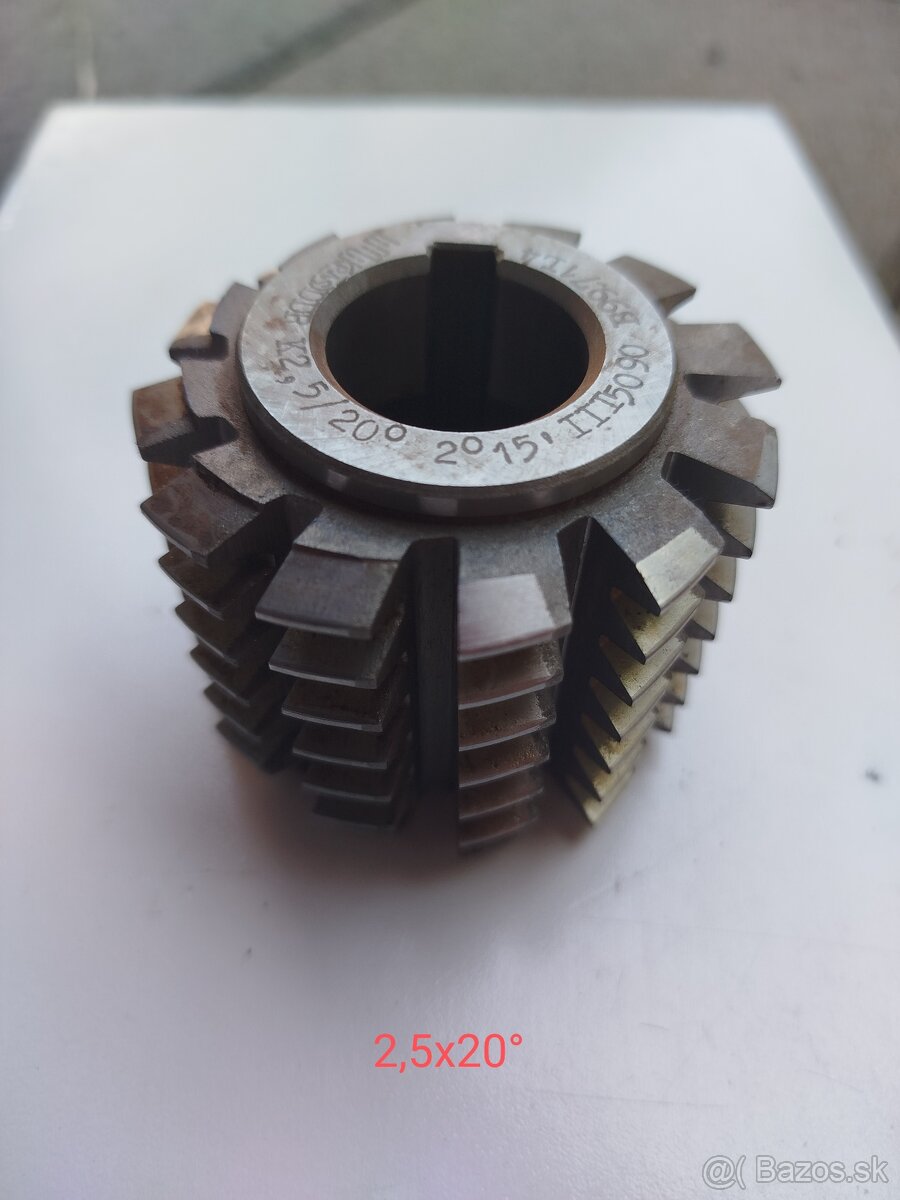 Odvaľovacie frézy 2,5x20° , 4x20°