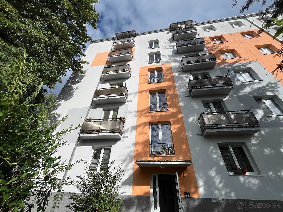 Predaj 2 izbový byt , ul. 28. októbra