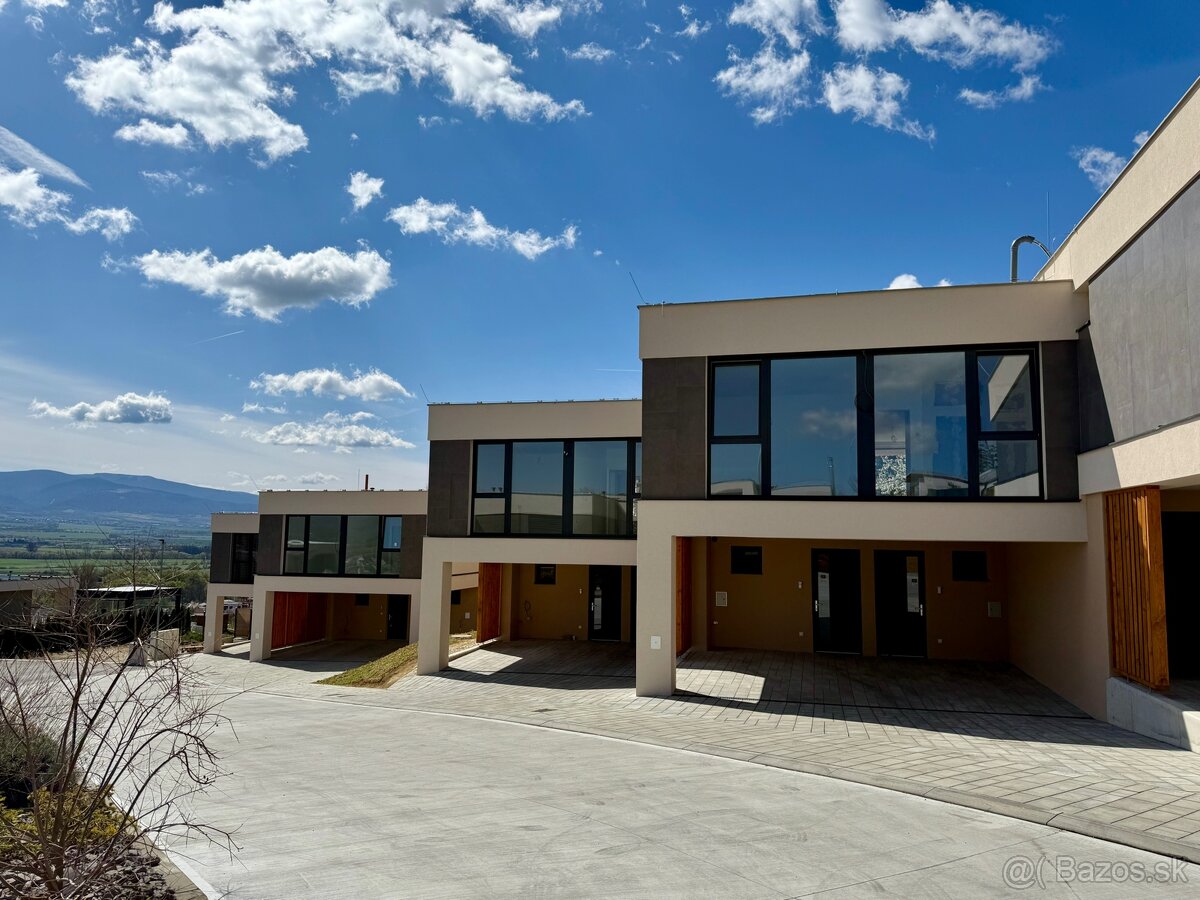 Prenájom 2i luxusného apartmánu so záhradou v Bojniciach