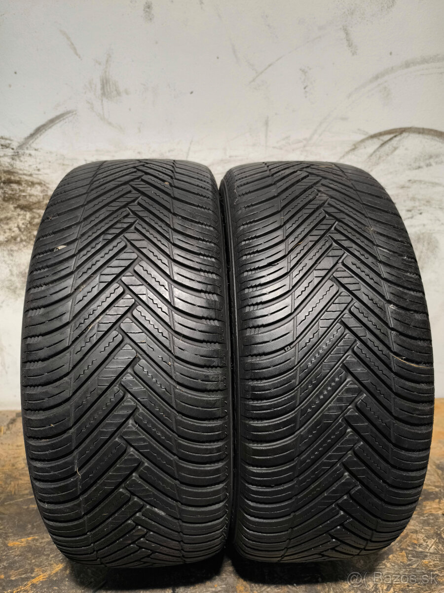 225/45 R17 Celoročné pneumatiky Hankook Kinergy 4S 2 kusy