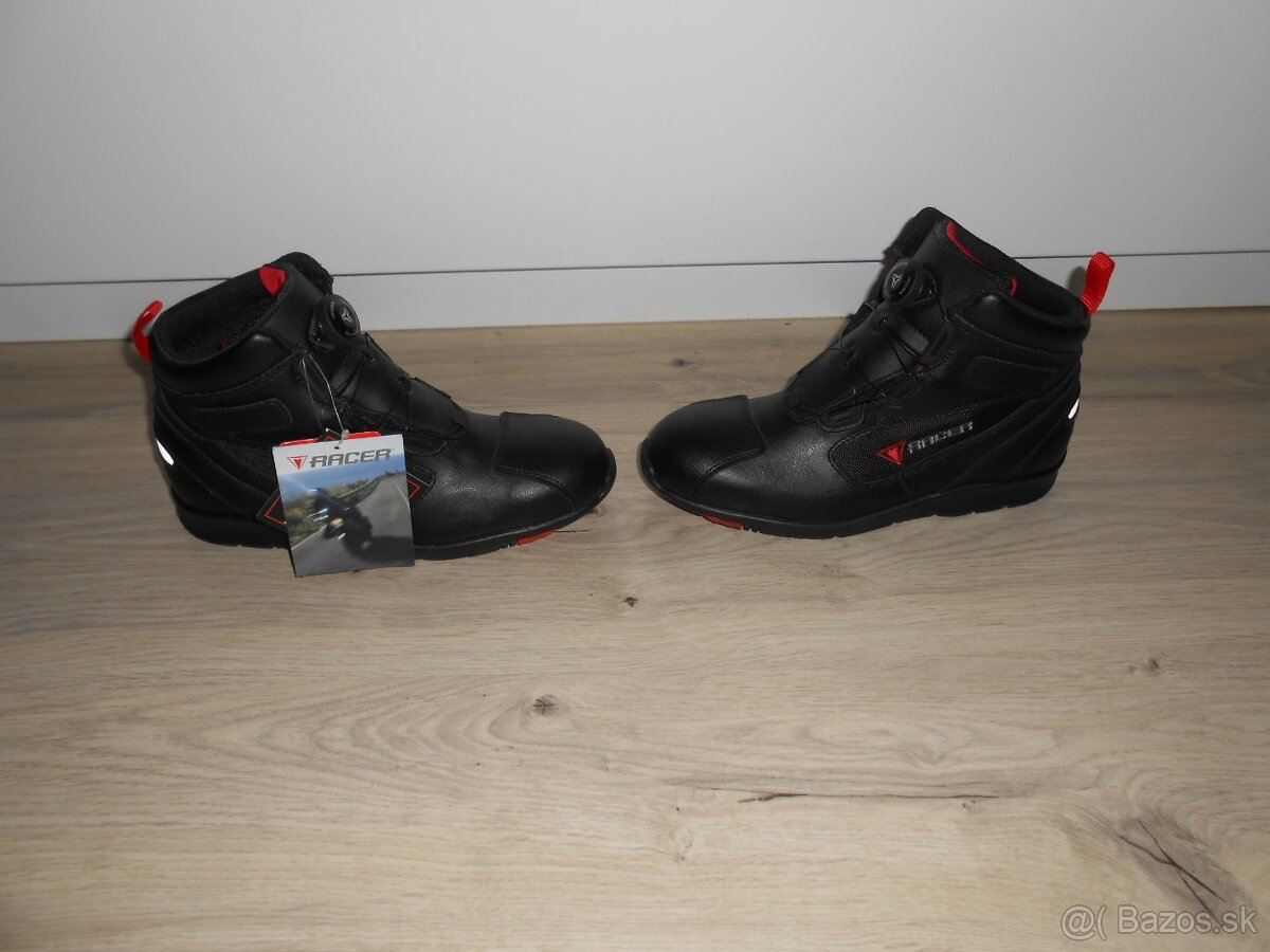 Predam nove kozene moto topanky znacky RACER ROAD RUNNER