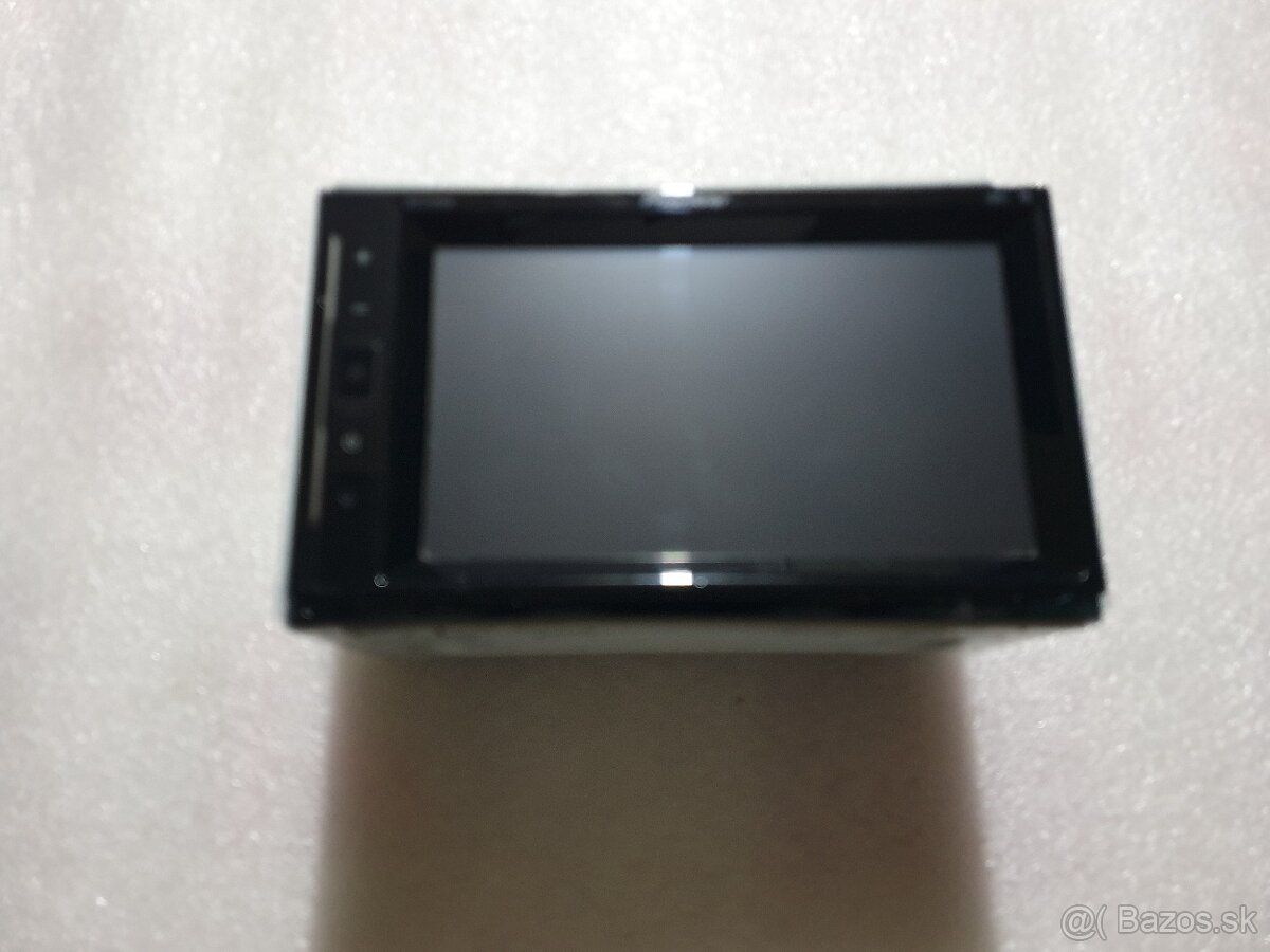 Predam 2DIN autorádio Pioneer DMH-A240BT