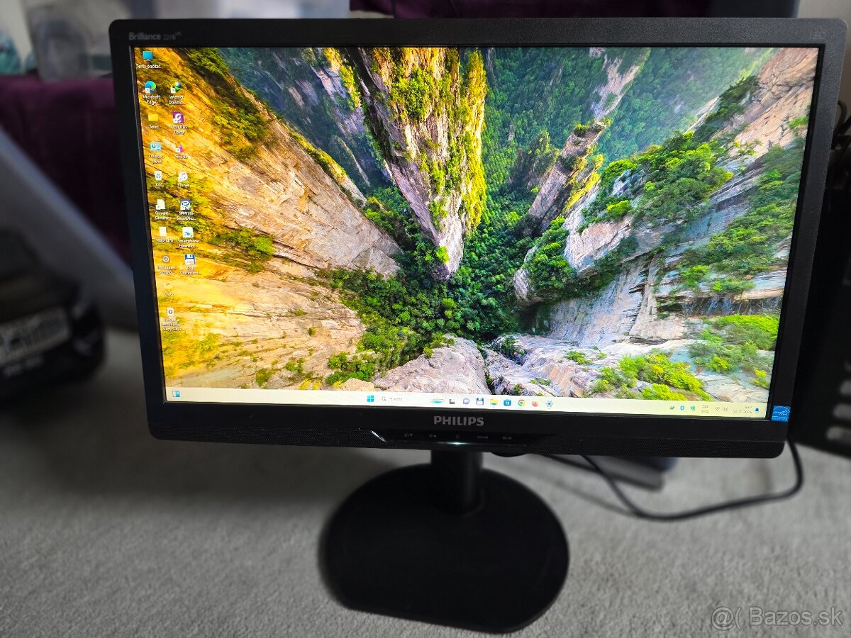 Lcd monitor Philips Brilliance 221B3L
