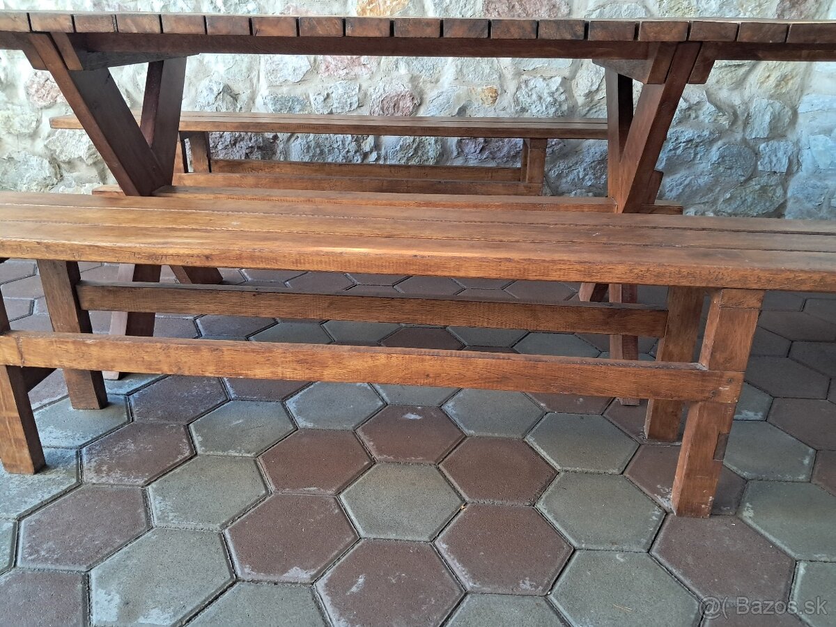 Zahradny nabytok